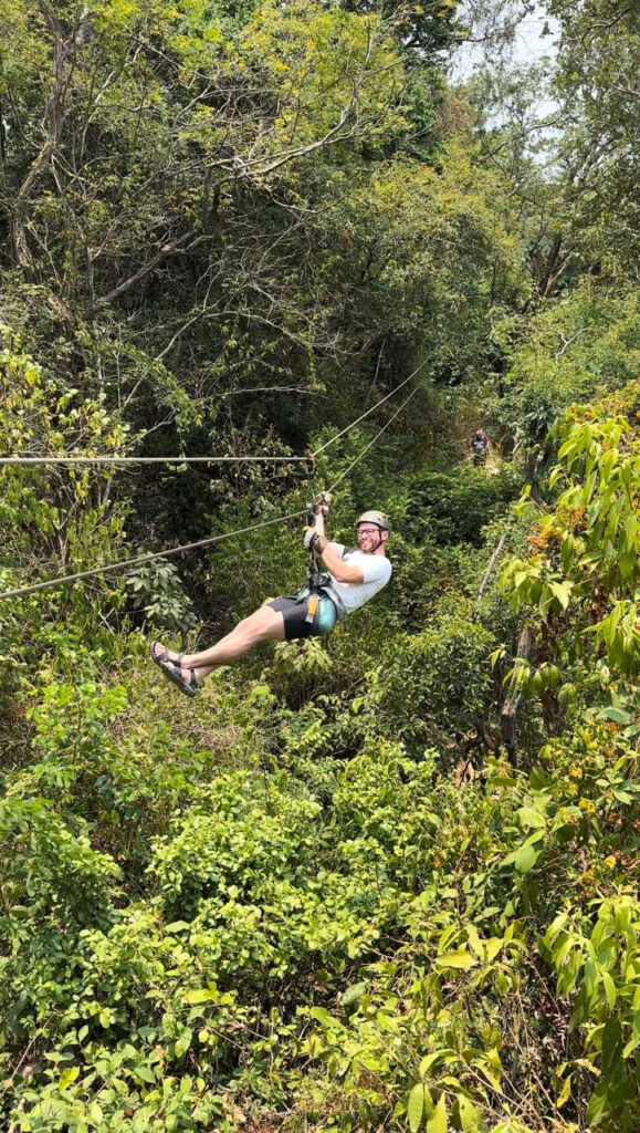 Roatán Zipline Adventure with Monkeys & Sloths Sanctuary